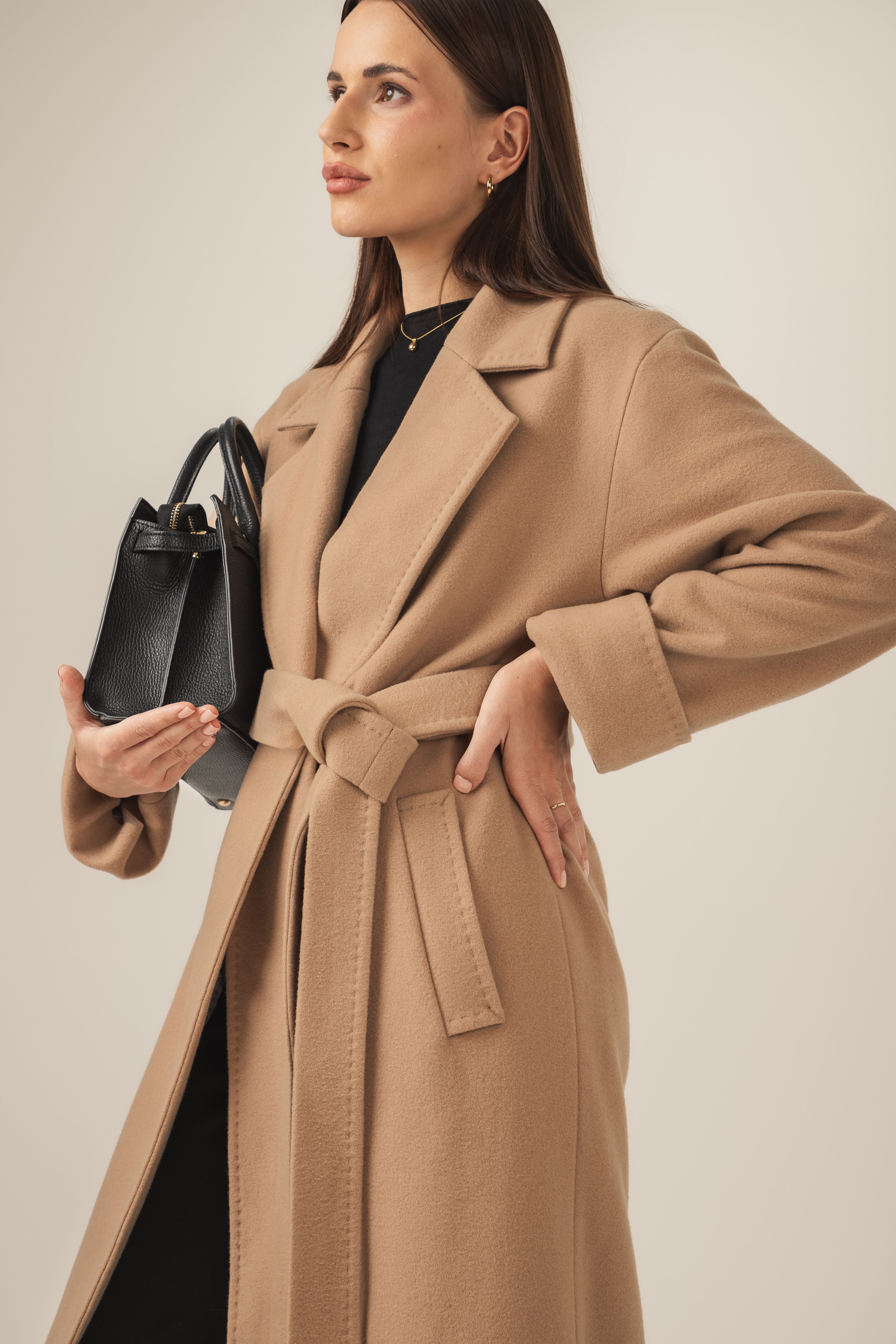 Płaszcz zimowy damski wiązany wełna/kaszmir - beżowy BASE