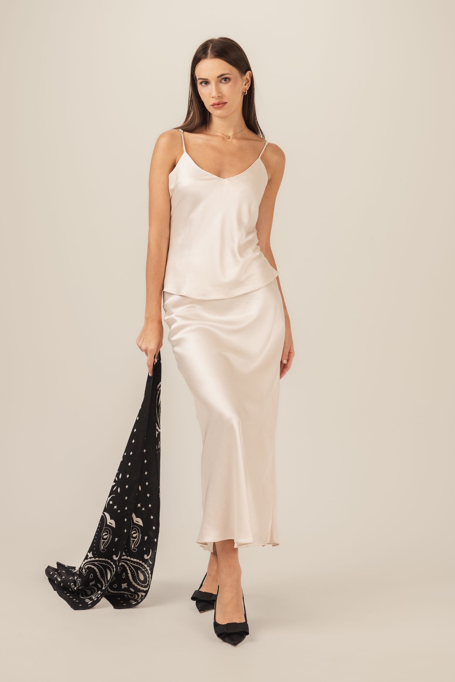 Spódnica midi z wiskozy Lionelle 02