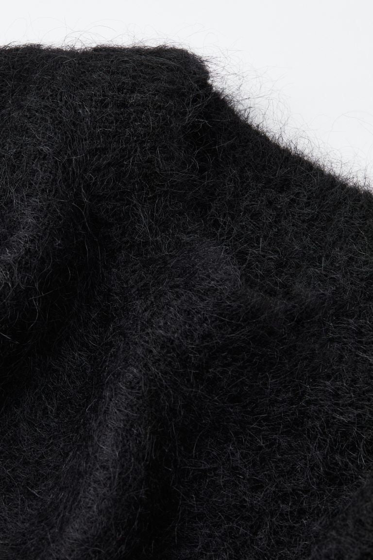 Bardzo puszysty sweter z moheru Sky