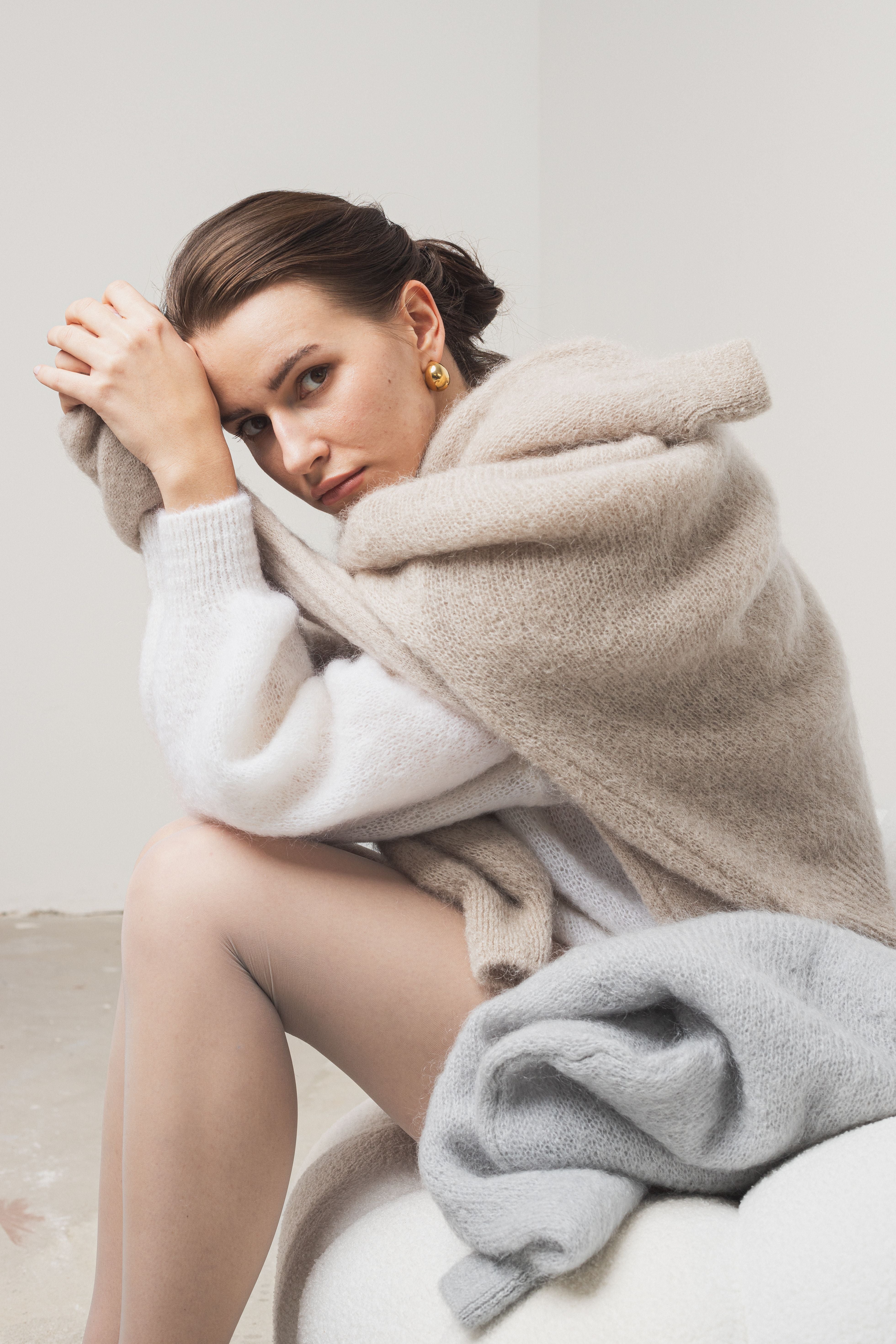 Bardzo puszysty sweter z moheru Sky