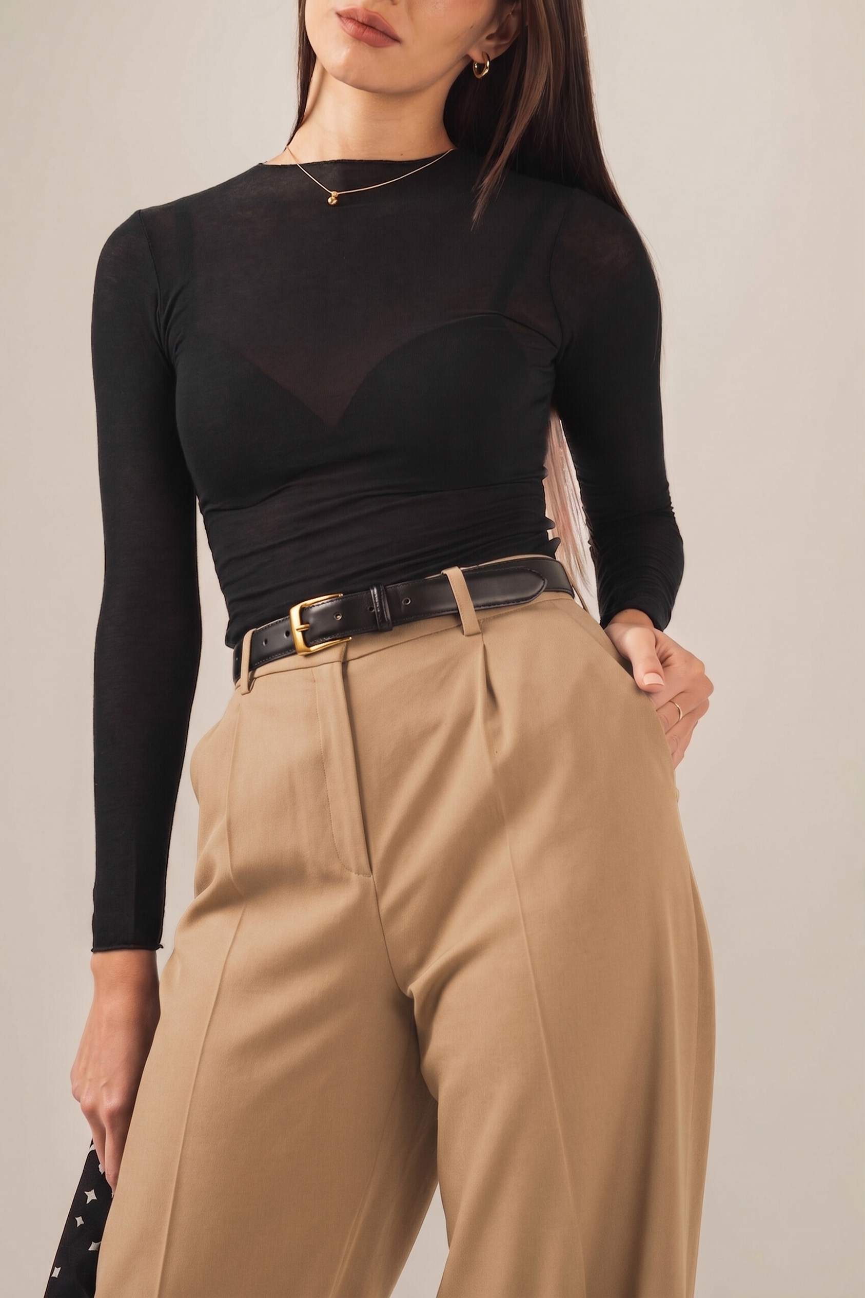 Klasyczne beżowe spodnie wide leg Gloria Beige