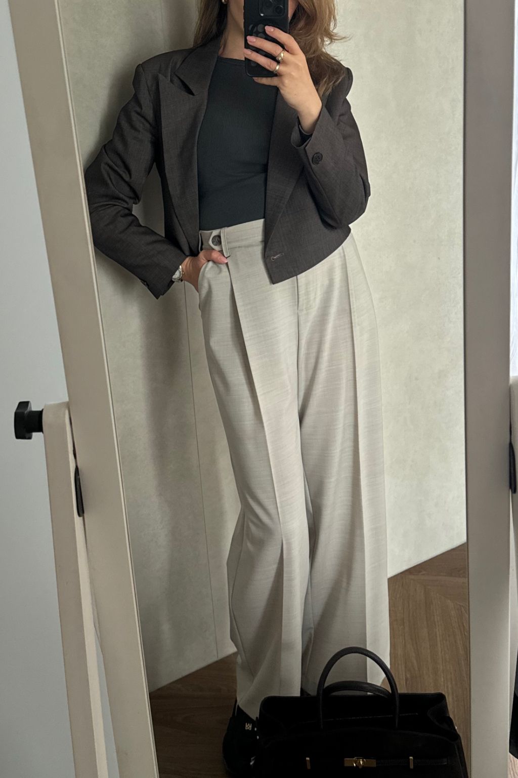 Spodnie damskie z kantem - wełna i elastan - Greige Wool