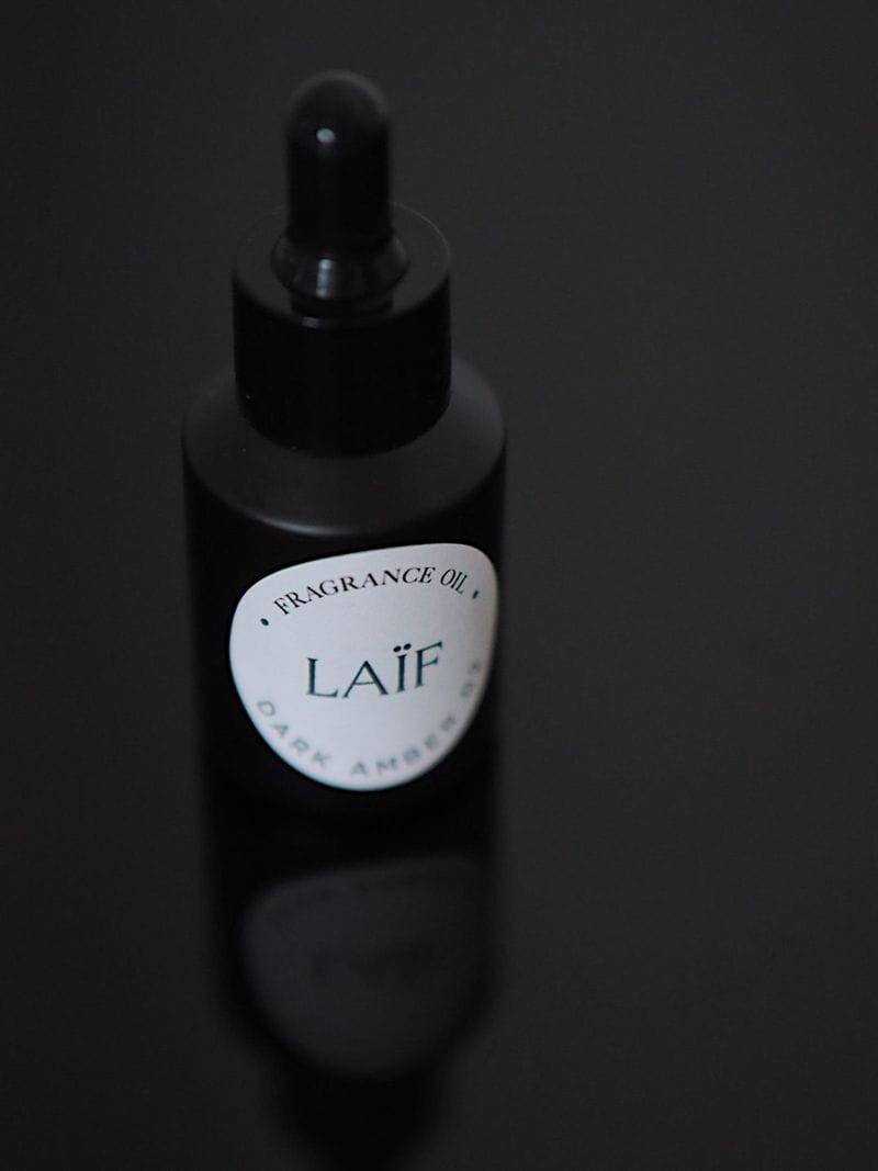 Olejek zapachowy do kominka i wnętrz Dark Amber 02