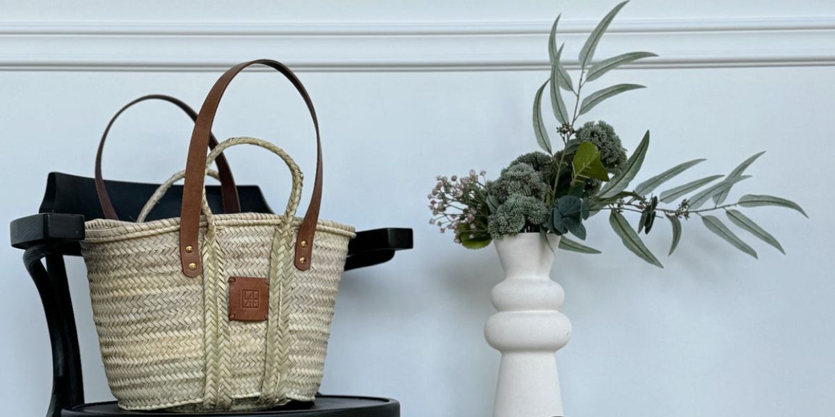 Torby z naturalnej rafii – must-have na lato i wakacje
