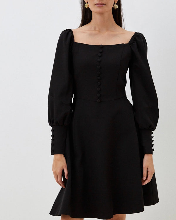 Czarna sukienka z bufiastymi rękawami - Belle