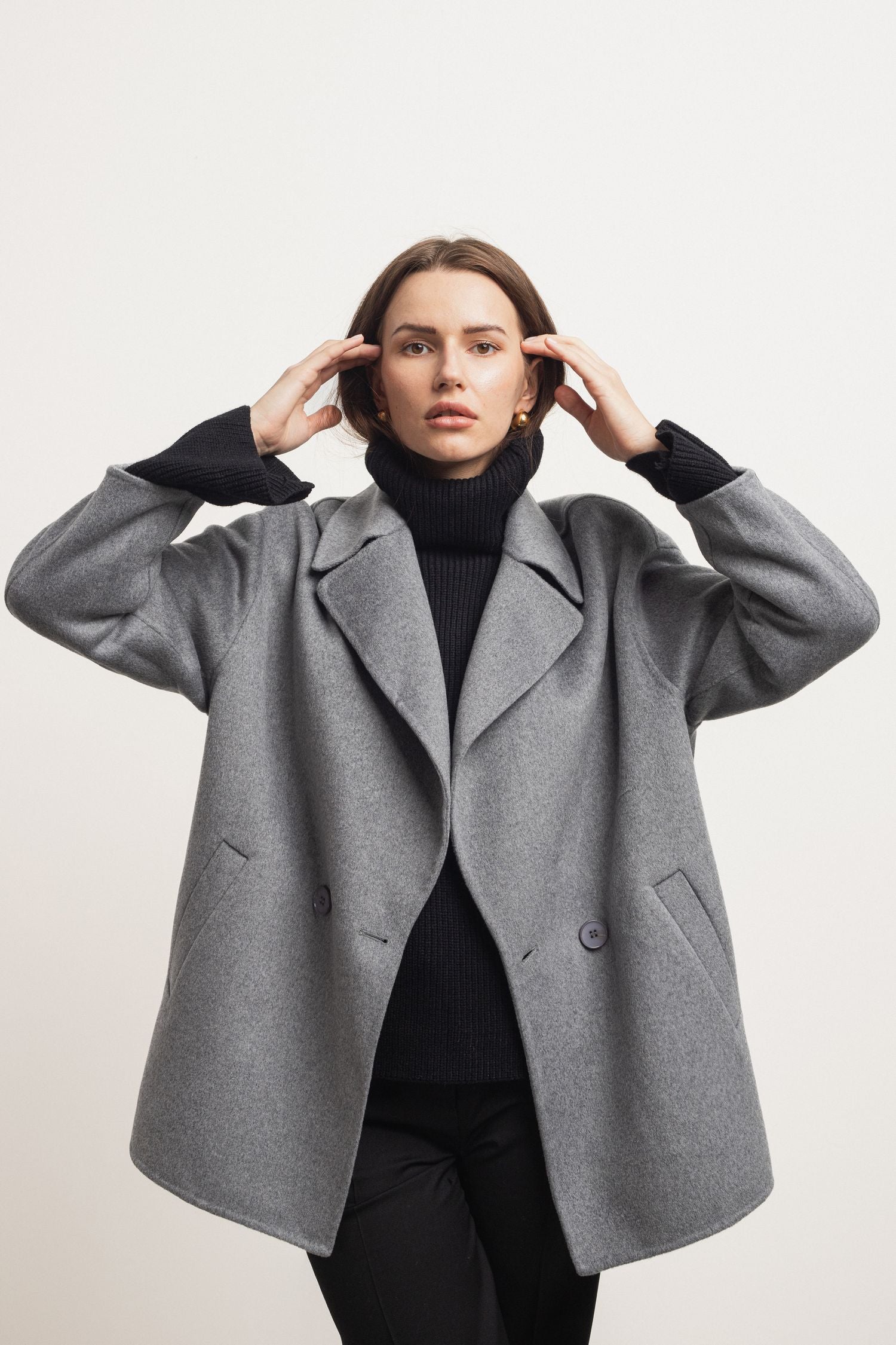 Wełniana kurtka damska, krótki płaszcz dwurzędowy AURA